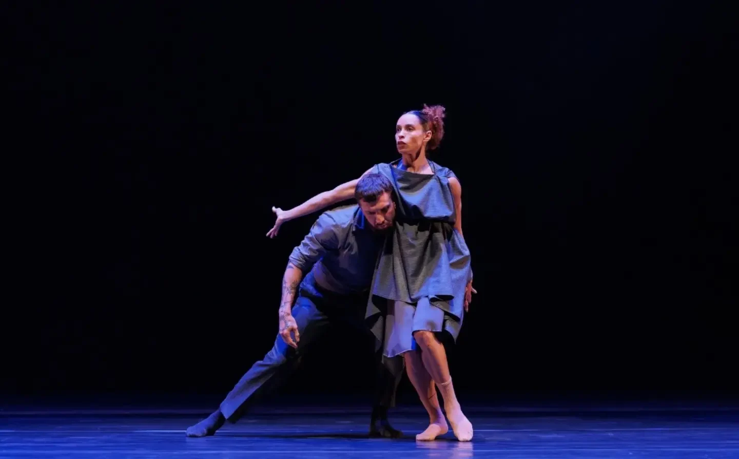 Balé Teatro Guaíra apresenta "Poeira de Estrelas" em Curitiba