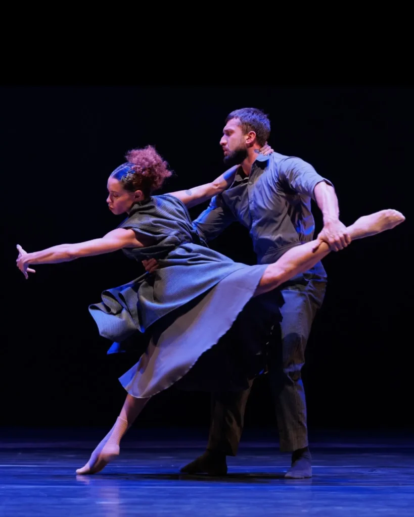 Balé Teatro Guaíra apresenta "Poeira de Estrelas" em Curitiba