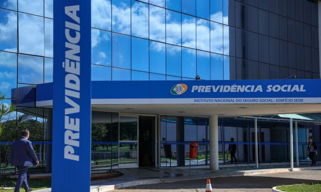 Mulheres com medida protetiva receberão auxílio do INSS; entenda