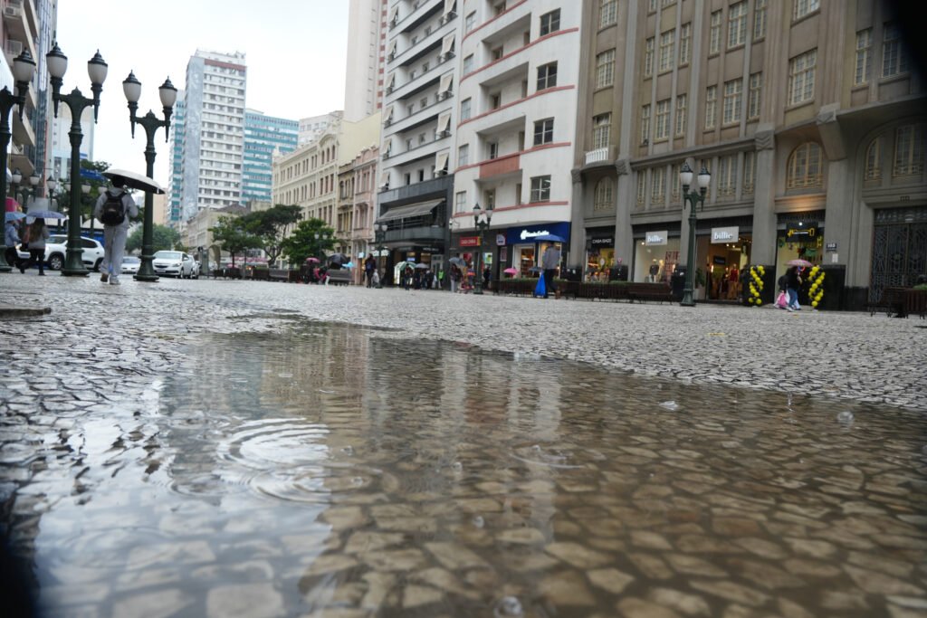 Fim das chuvas: Paraná se prepara para dias de sol e frio com mínimas de 5°C