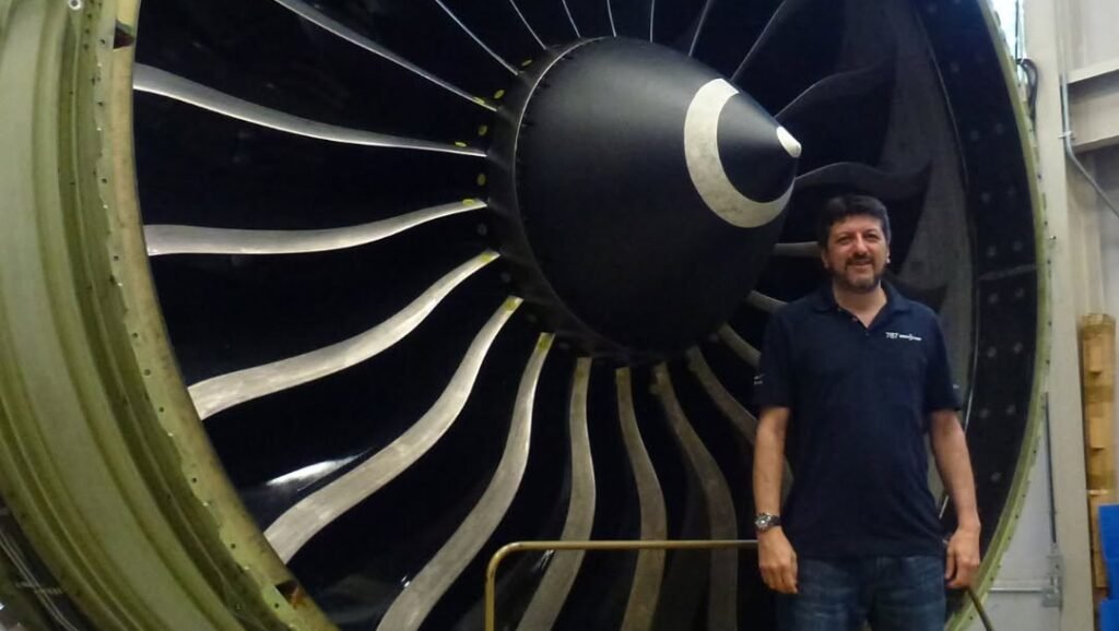 Morre Lito Sousa, aos 59 anos, especialista que desmistificou a aviação na internet