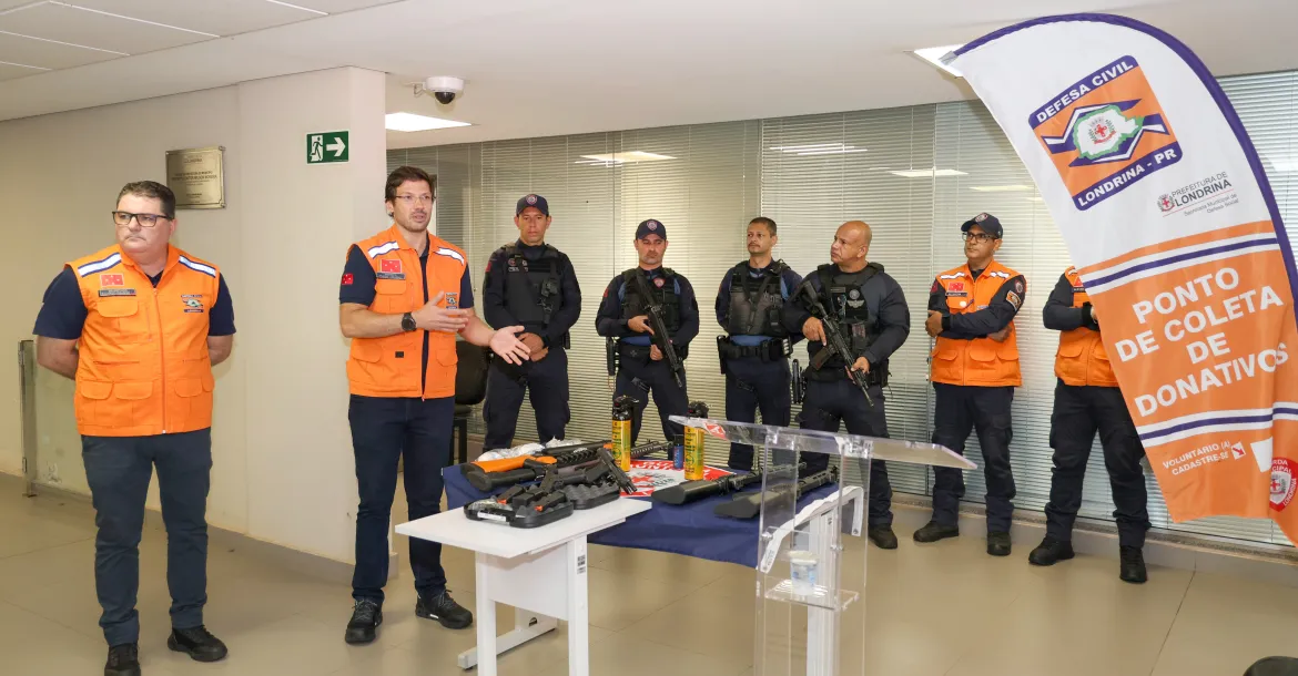 Guarda Municipal de Londrina recebe 300 pistolas 9mm com recursos de multas