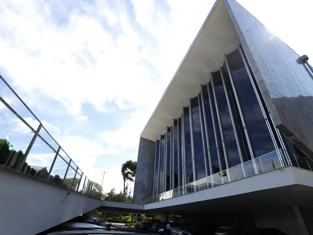 Alep retoma trabalhos com sessão dupla nesta terça-feira após eleições municipais