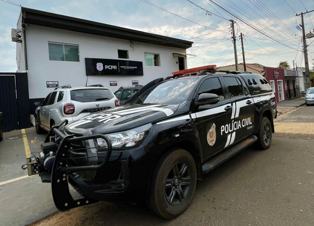 Polícia prende dois homens por cárcere privado contra companheiras nos Campos Gerais
