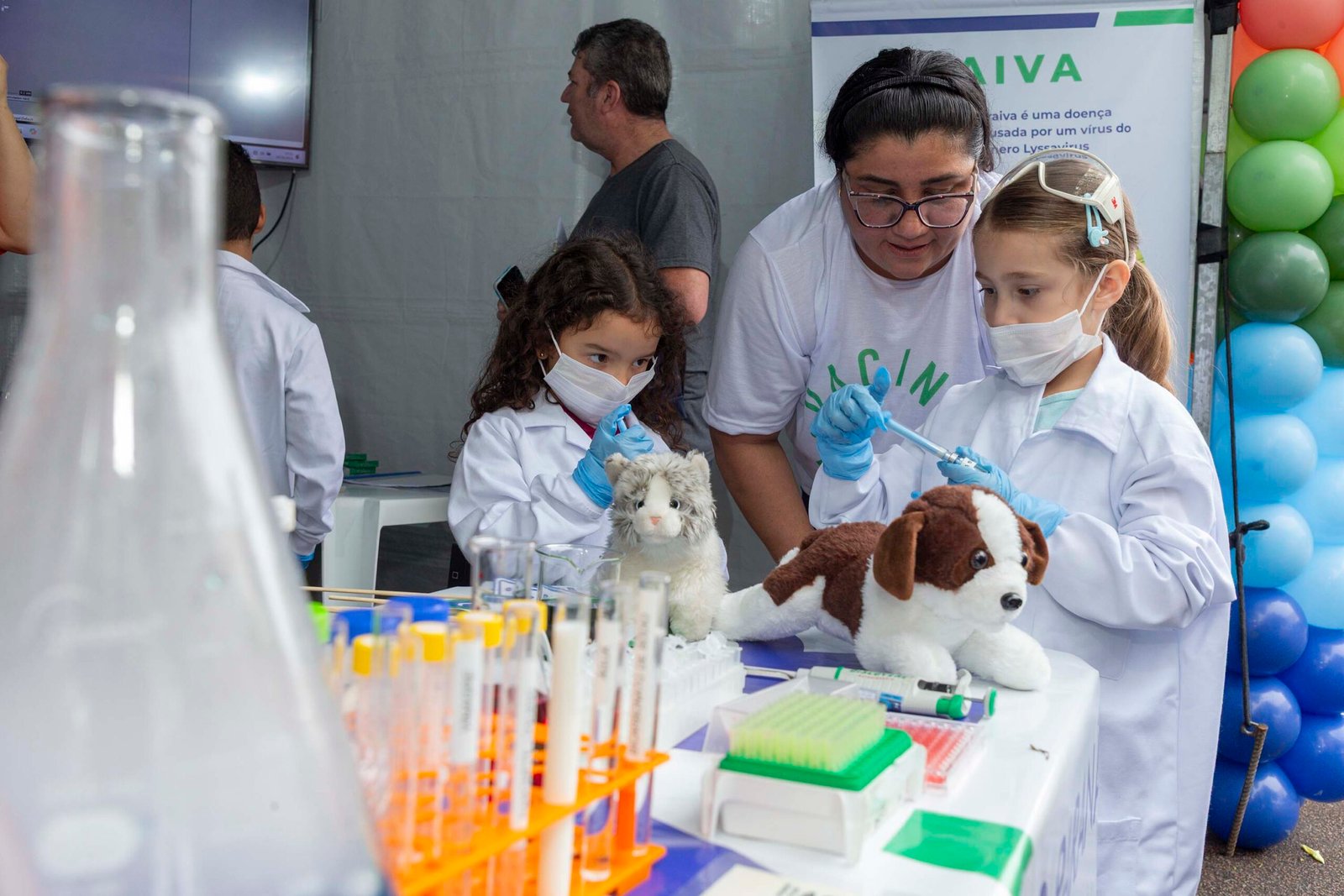 Tecpar promove evento gratuito de vacinação e ciência na CIC neste sábado